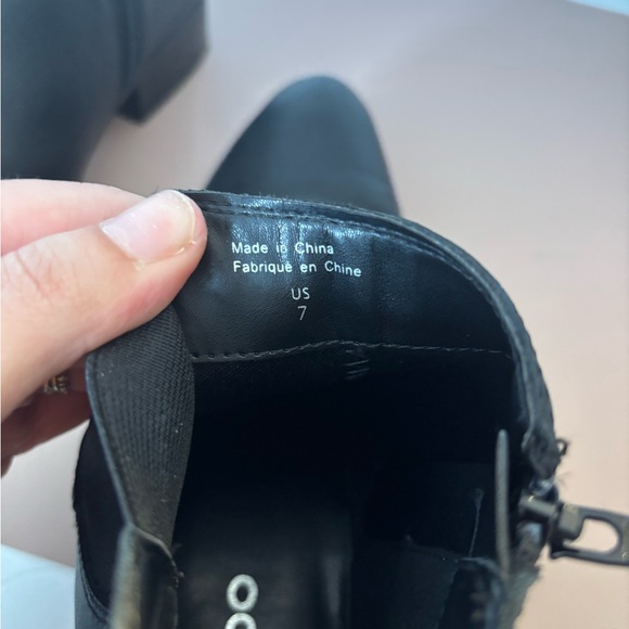 Aldo Women's Leather Chelsea Boot - Black size 7 - Picture 4 of 4